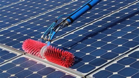 nettoyage panneaux photovoltaïques prix|Comment nettoyer ses panneaux solaires .